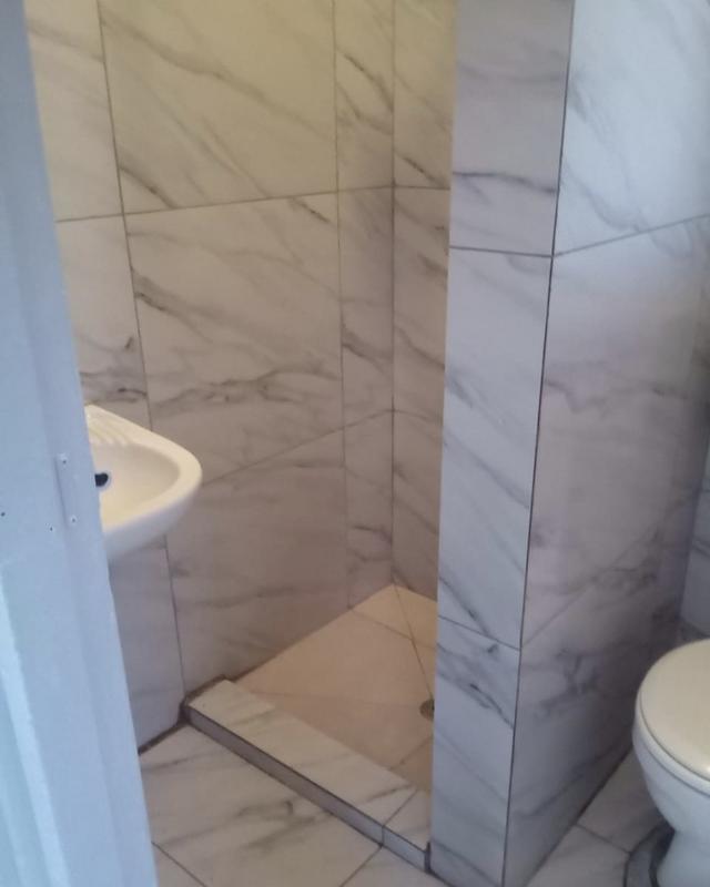 To Let 1 Bedroom Property for Rent in Ruyterwacht Western Cape